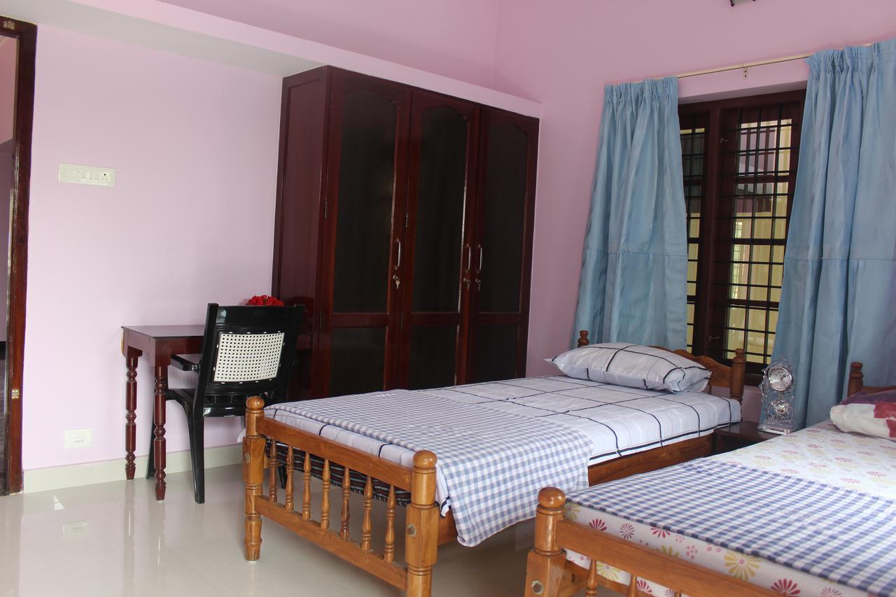 Puthenchirayil Homestay تريفِندرم المظهر الخارجي الصورة