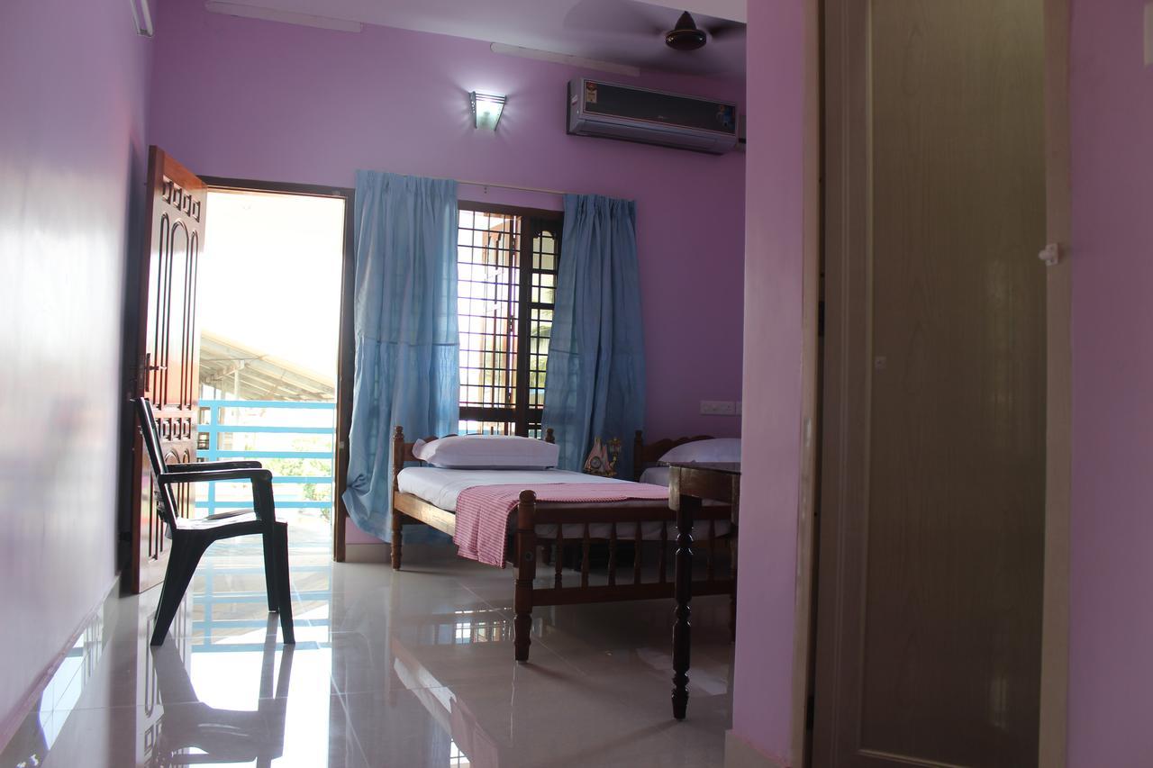 Puthenchirayil Homestay تريفِندرم المظهر الخارجي الصورة